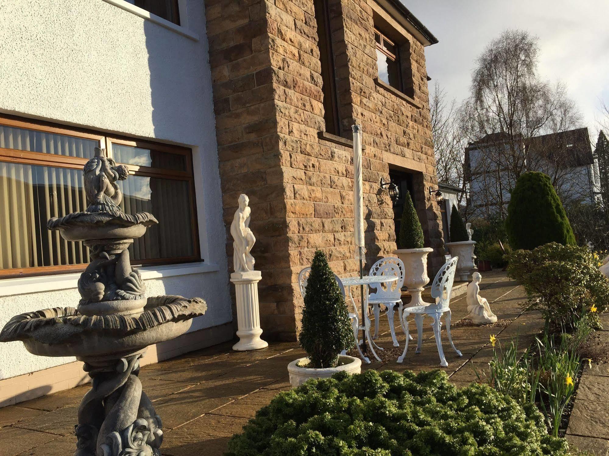 Westcourt Guest House Форт Уилям Екстериор снимка